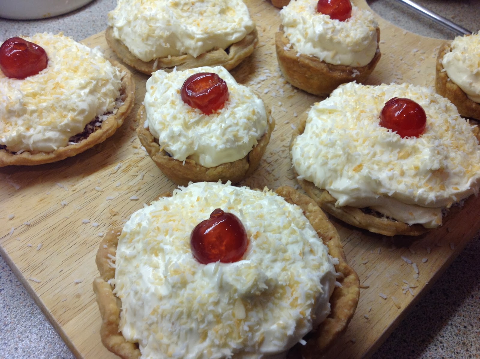 This Muslim Girl Bakes Mini Manchester Tarts