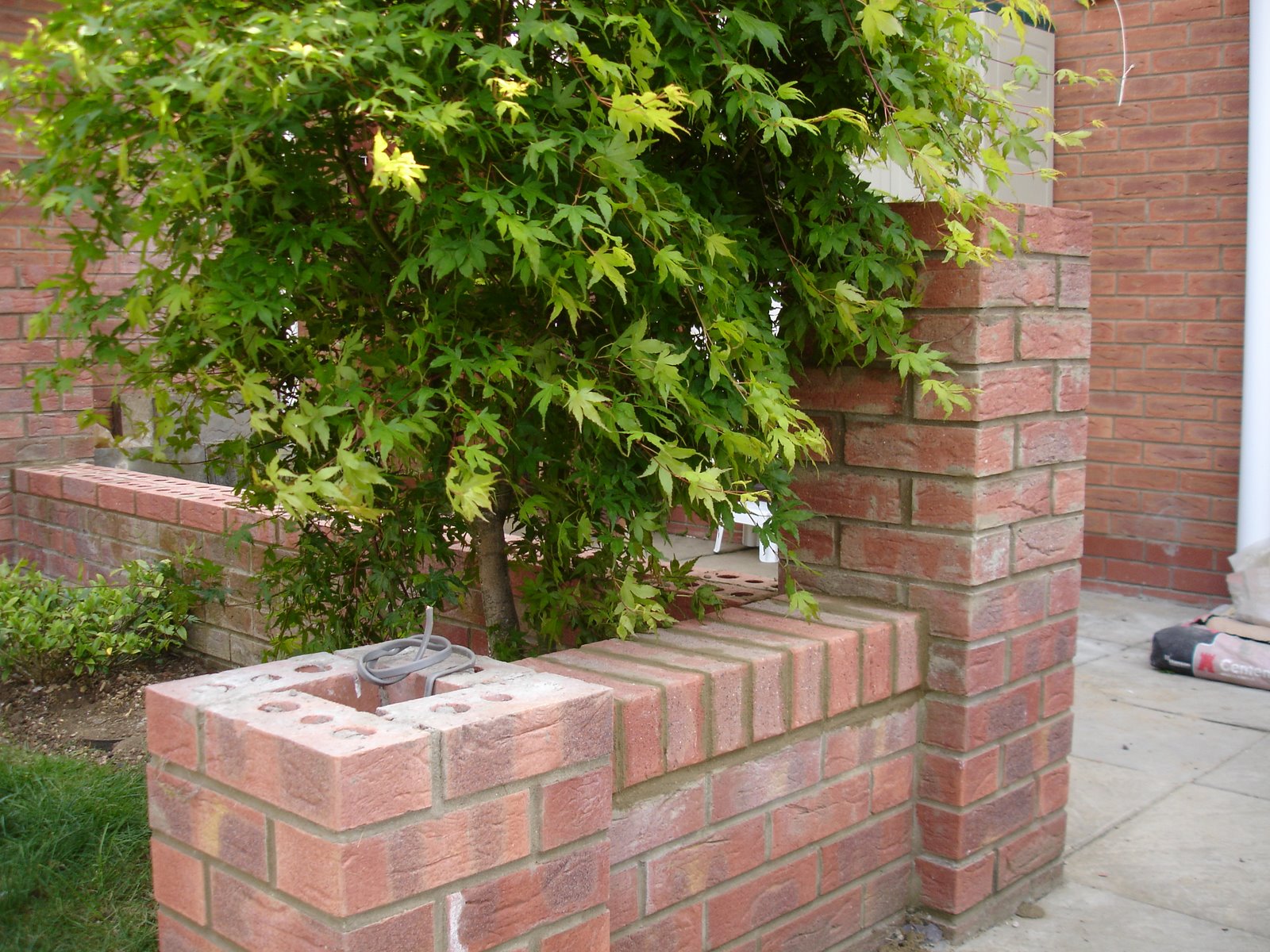 Bespoke Home Solutions (Lincs) How to extend an existing brick wall part 2