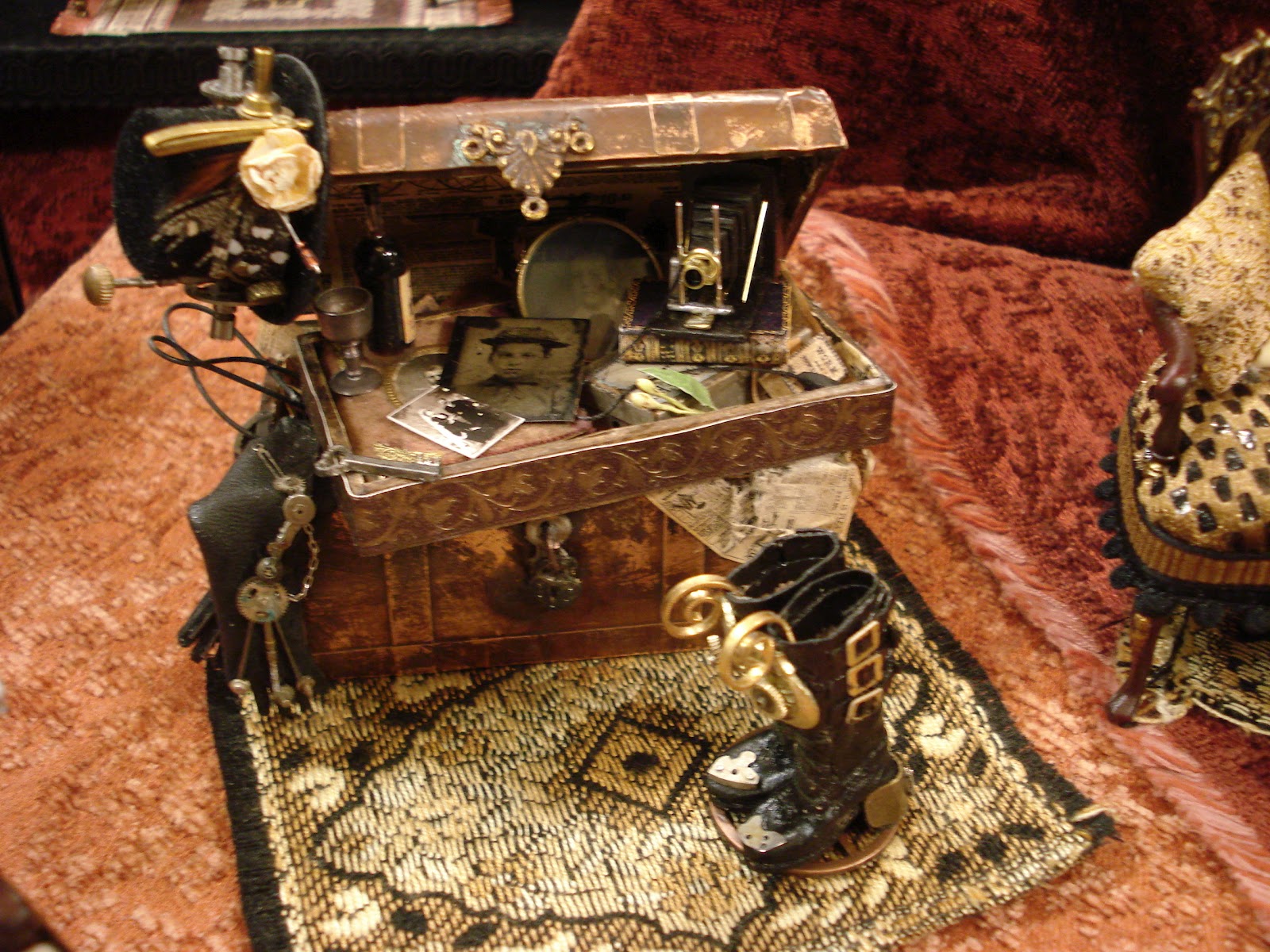 Custom Styled Dollhouse Kits Tom International Miniature Show