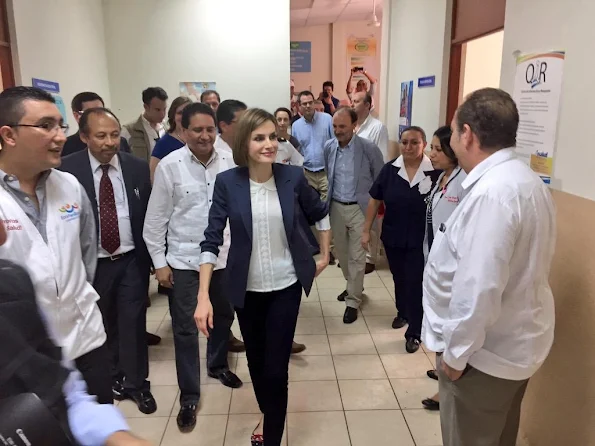 Queen Letizia of Spain visited a family health center in the municipality of Jiquilisco