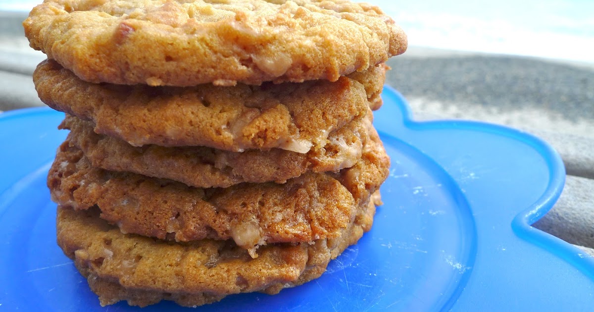 siriously delicious Banana Pudding Toffee Cookies
