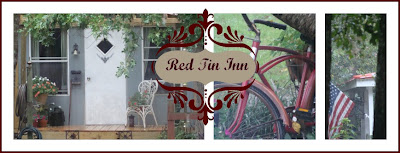 Red Tin Inn