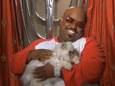 date a 30 year old woman