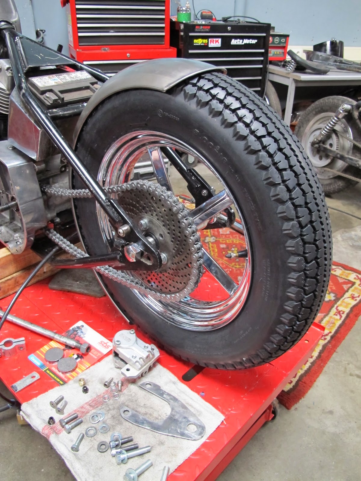 Flake Kings New rear tire, Avon MK2 5.00 x 16