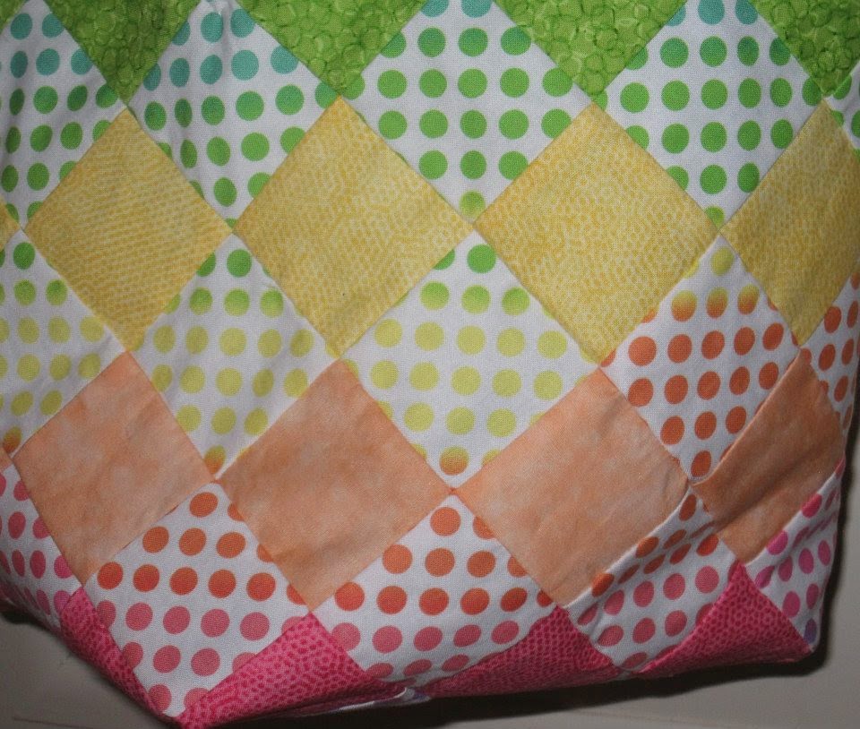 Up Close Quiltsmart Midi Bag