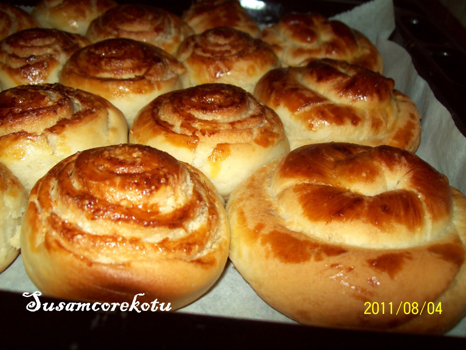 TAHİNLİ ÇÖREK Bomba Yemek Tarifleri