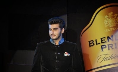 Arjun Kapoor Walks On Ramp Unseen Pics -4 Arjun Kapoor Walks On Ramp Unseen Pics