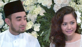 gambar liyana jasmay dan tunang