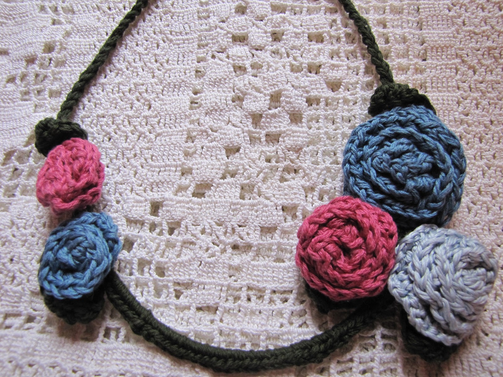 Little Treasures: Bra wires in Interweave Crochet