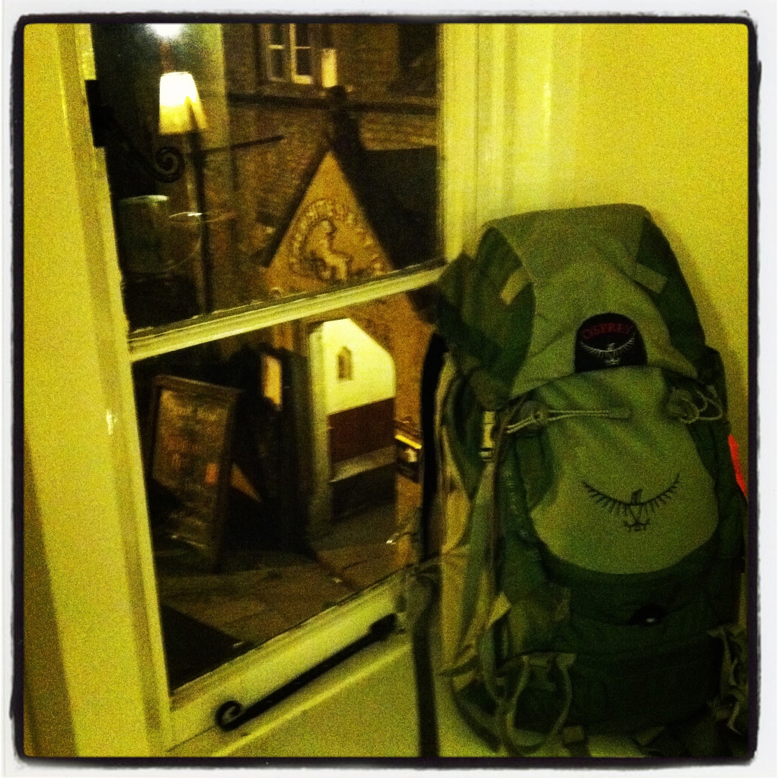 30 liter travel backpack, what to pack for backpacking through europe