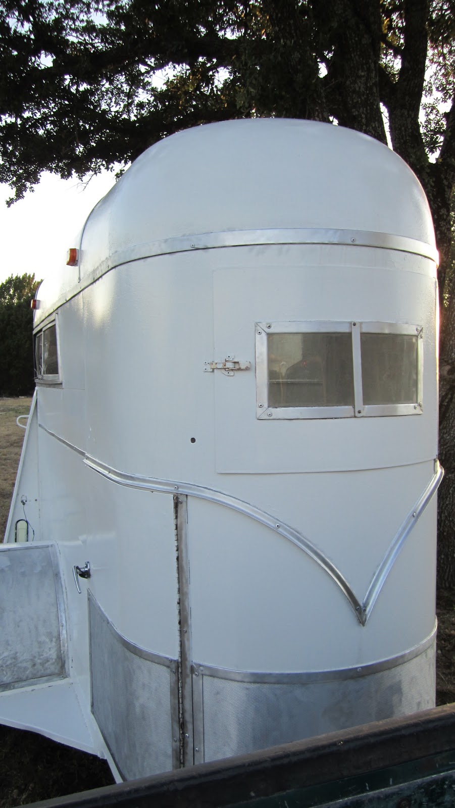 Hoofpicks 4H Classifieds 1horse trailer for sale