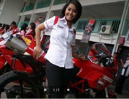 PUTRI VIOLA
