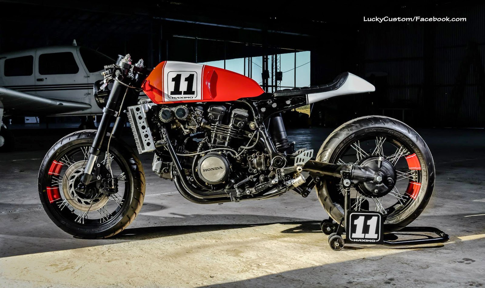 Racing Cafè: Honda VF 750 