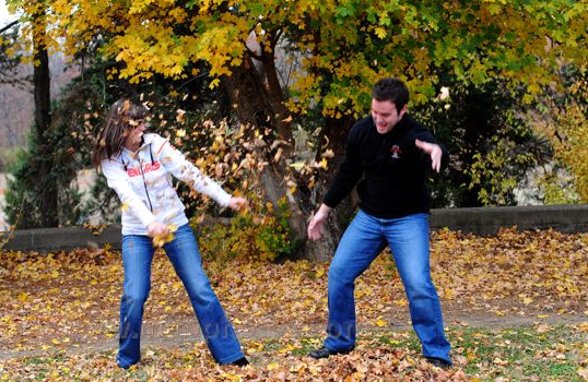 fall engagement photo