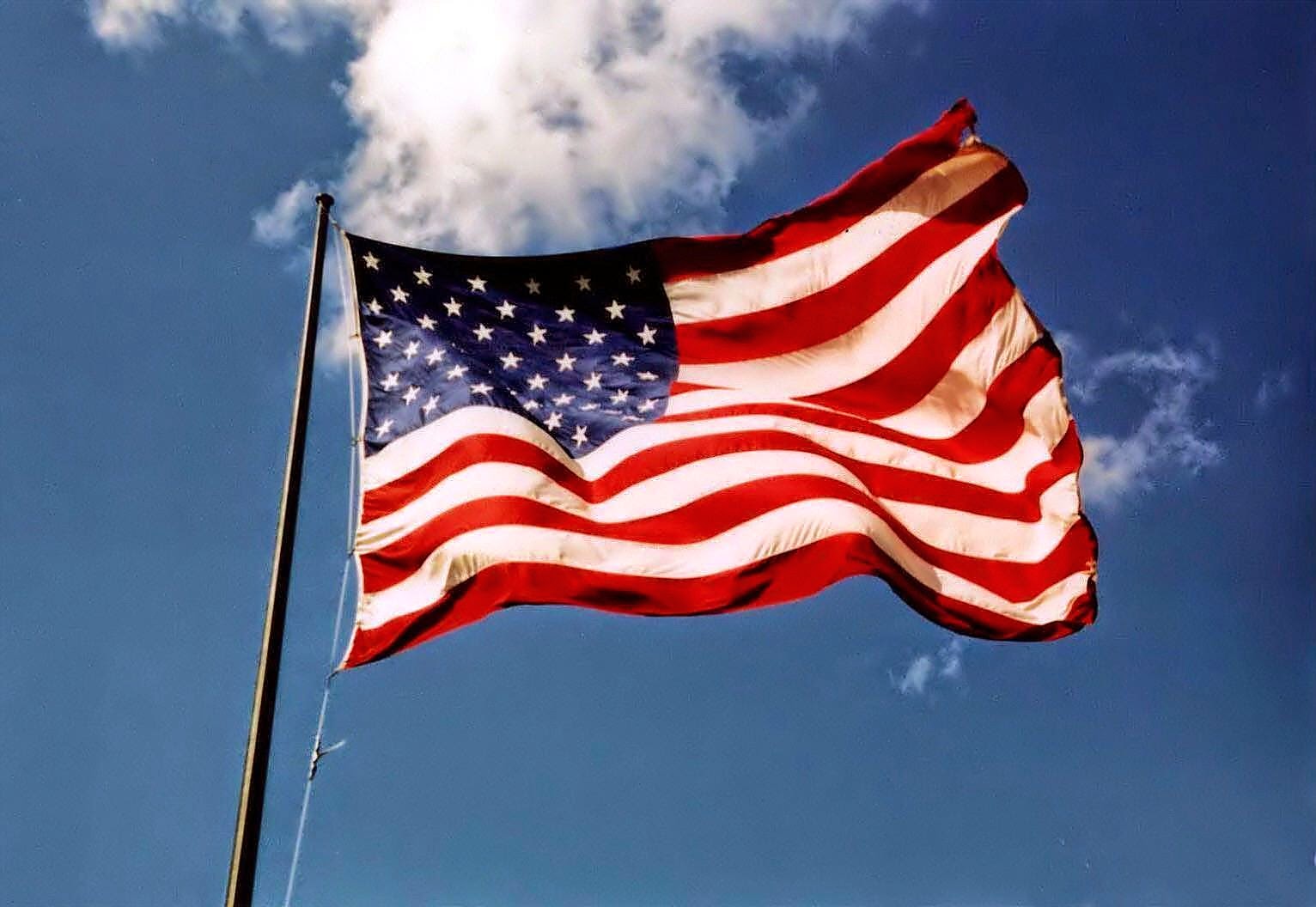 How to Fly the United States Flag How to Fly the United States Flag