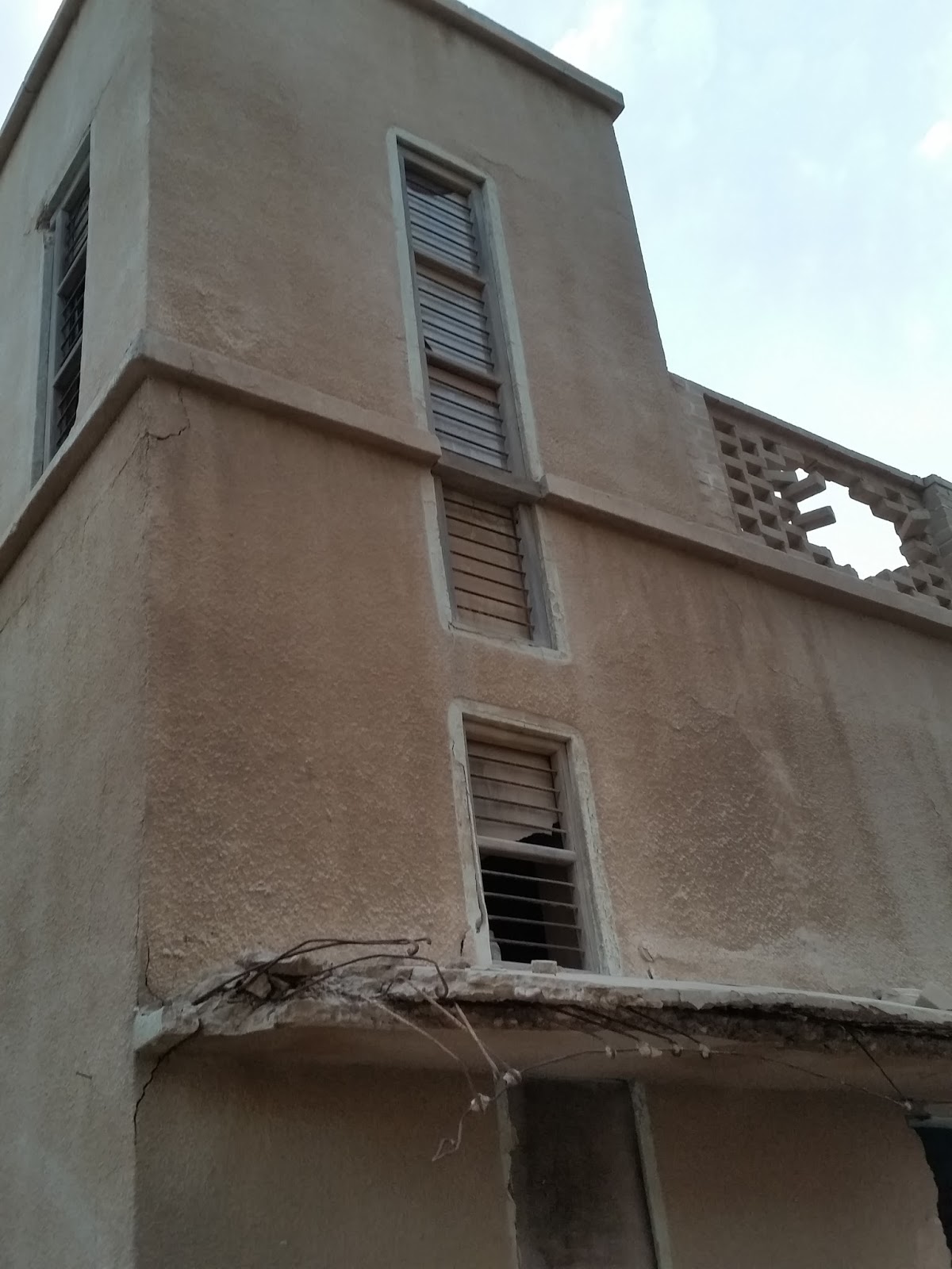 Life in Kuwait Blog Old Kuwaiti House Salmiya