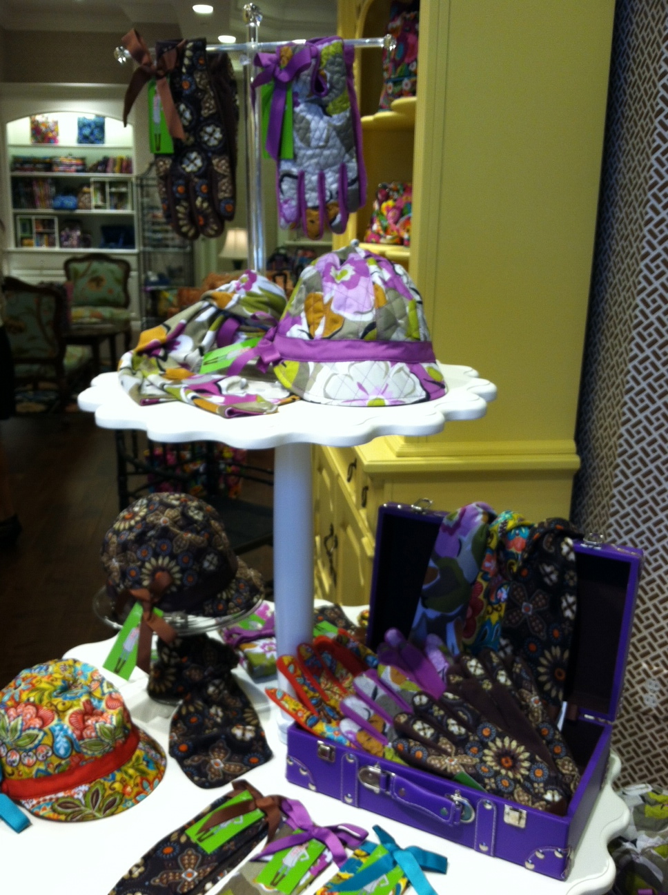 OhMyVera! A blog about all things Vera Bradley Vera Bradley Pittsburgh