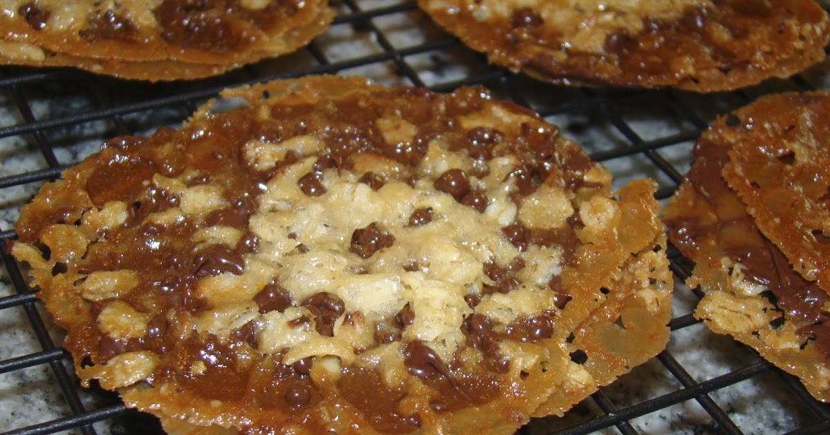 Goodchardonnay Chocolate Filled Lace Cookies
