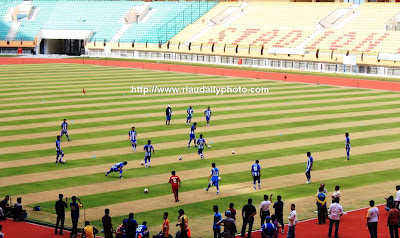 Uji Coba Lapangan oleh PSPS Pekanbaru Uji Coba Lapangan oleh PSPS Pekanbaru