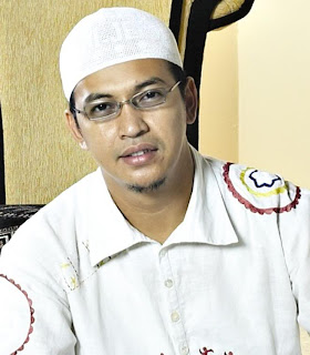 BIOGRAFI USTADZ JEFRY AL BUCHORI BIOGRAFI USTADZ JEFRY AL BUCHORI
