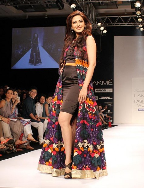 Bollywood actress Sonali Bendre who was the show stopper for designer 
