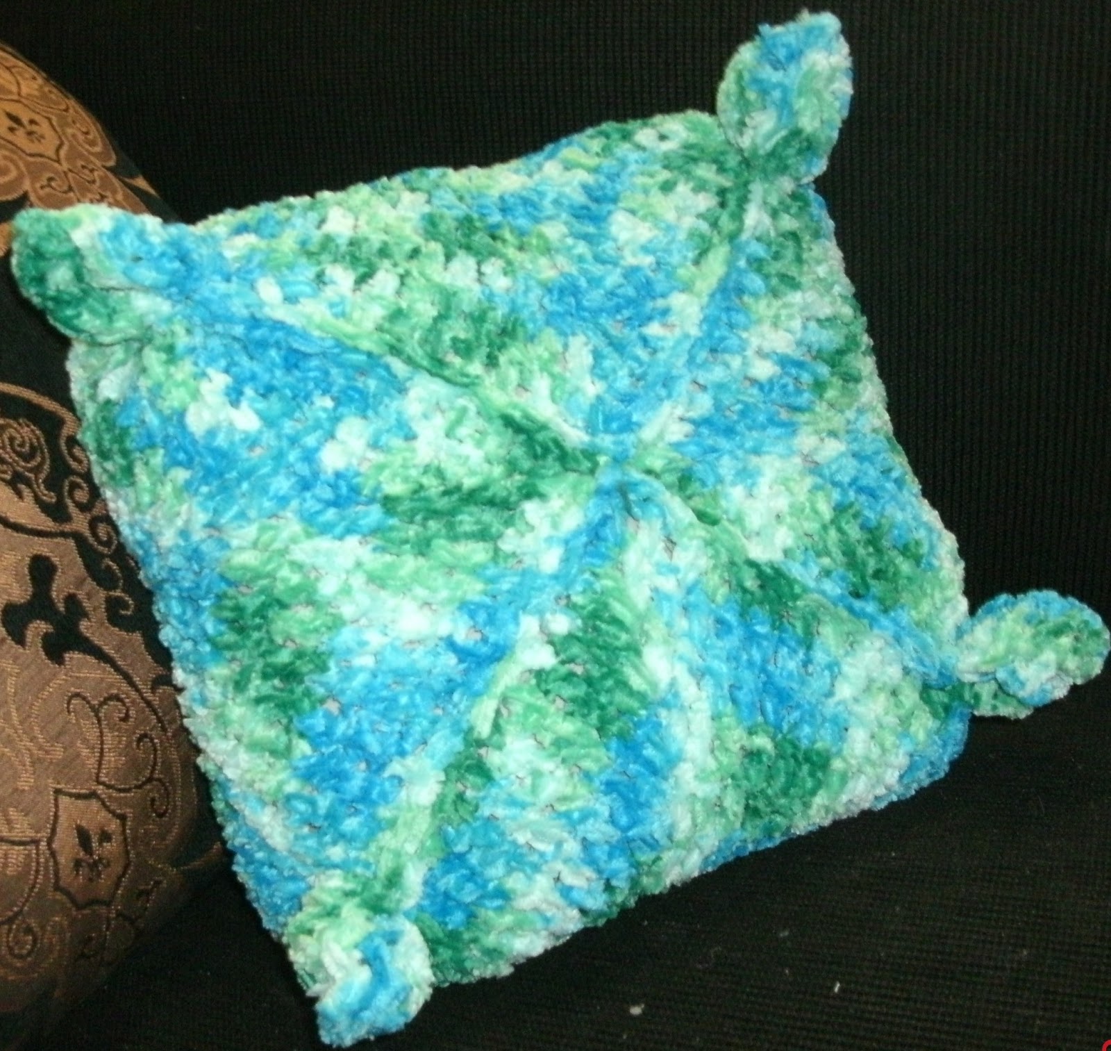 Stitch Whisper: Two quick crochet patterns for a bulky ...