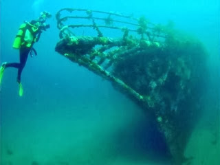 Bermuda Triangle Divers Underwater, Bermuda Triangle Underwater Pictures Real,