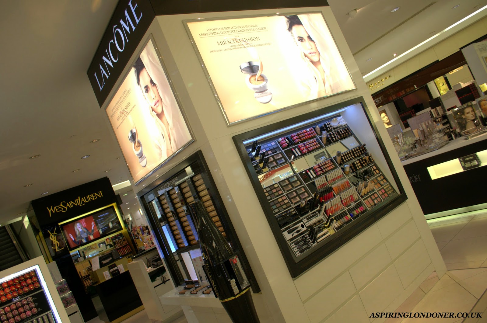Newcastle Fenwick Beauty Week Lancome Signature Eye Makeup - Aspiring Londoner Newcastle Fenwick Beauty Week Lancome Signature Eye Makeup - Aspiring Londoner