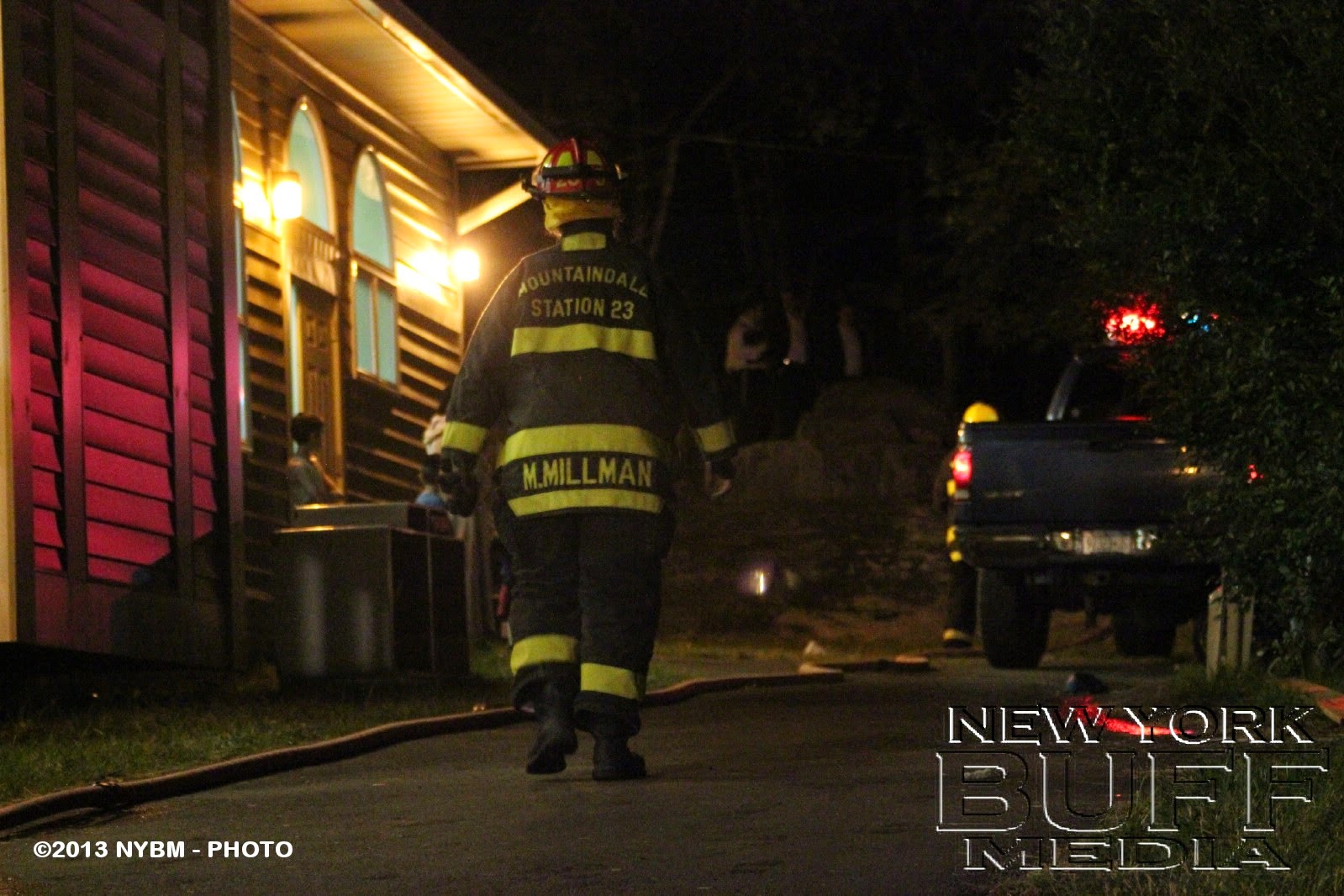New York Buff Media Fire Damages A Bungalow In Woodridge