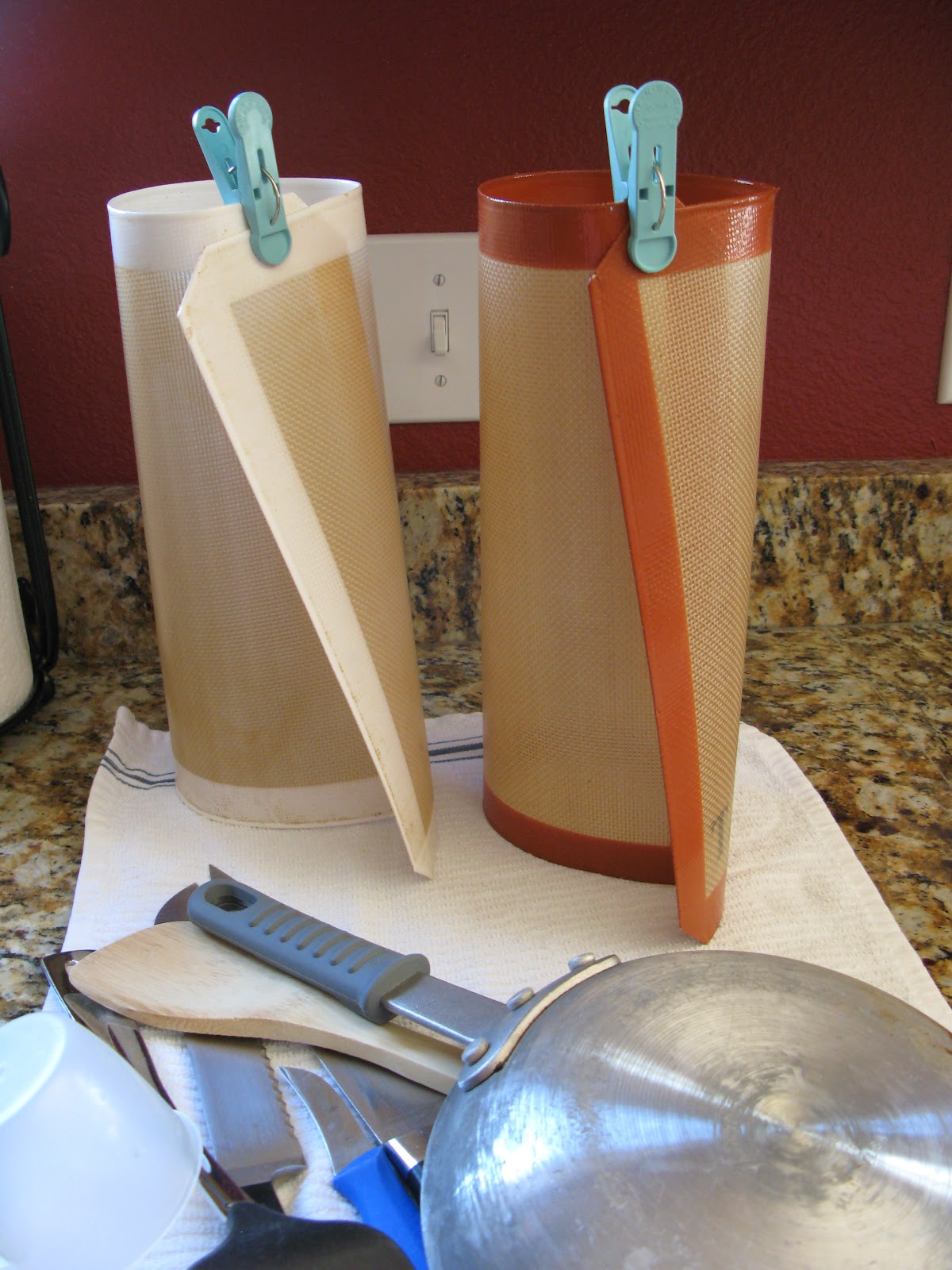 The BakeOff Flunkie Drying Silpat Mats