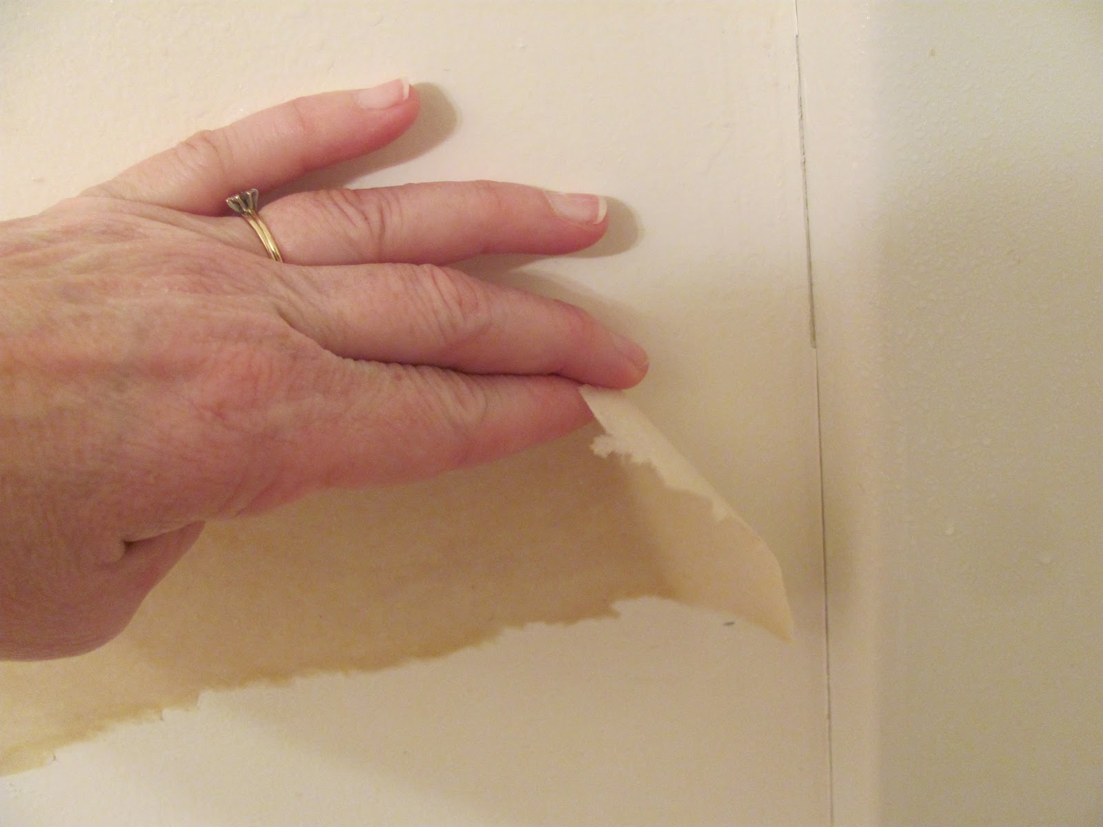 How To Remove Border Wallpaper From A Decorative Wall