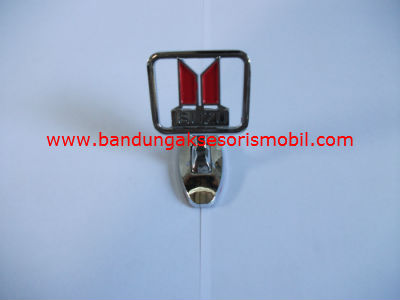 Logo Kap Mesin Isuzu Berdiri Logo Kap Mesin Isuzu Berdiri
