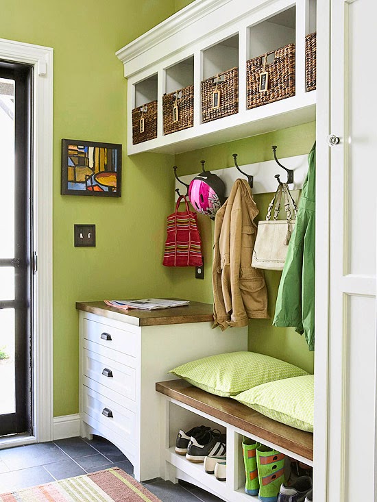 {Friday Favorites} 10 Beautiful Mudrooms Little House of Four