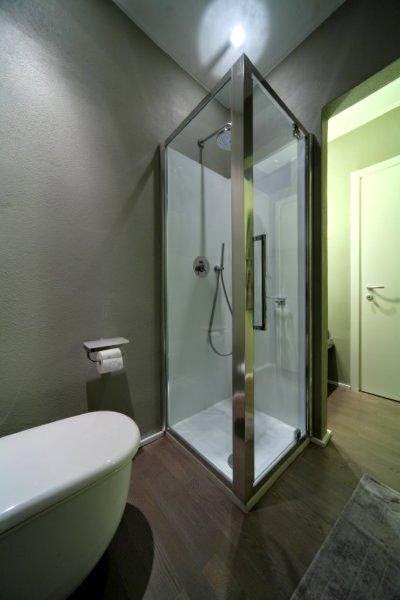 Interior relooking: come arredare un bagno piccolo Come dividere gli spazi di un ristorante