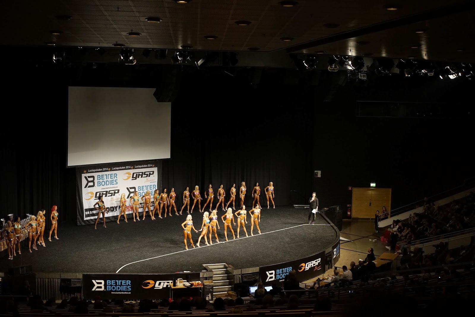 Richard Bjerkoe - Robust Dad - Fitnessfestivalen 2014 - Bikini Fitness 1