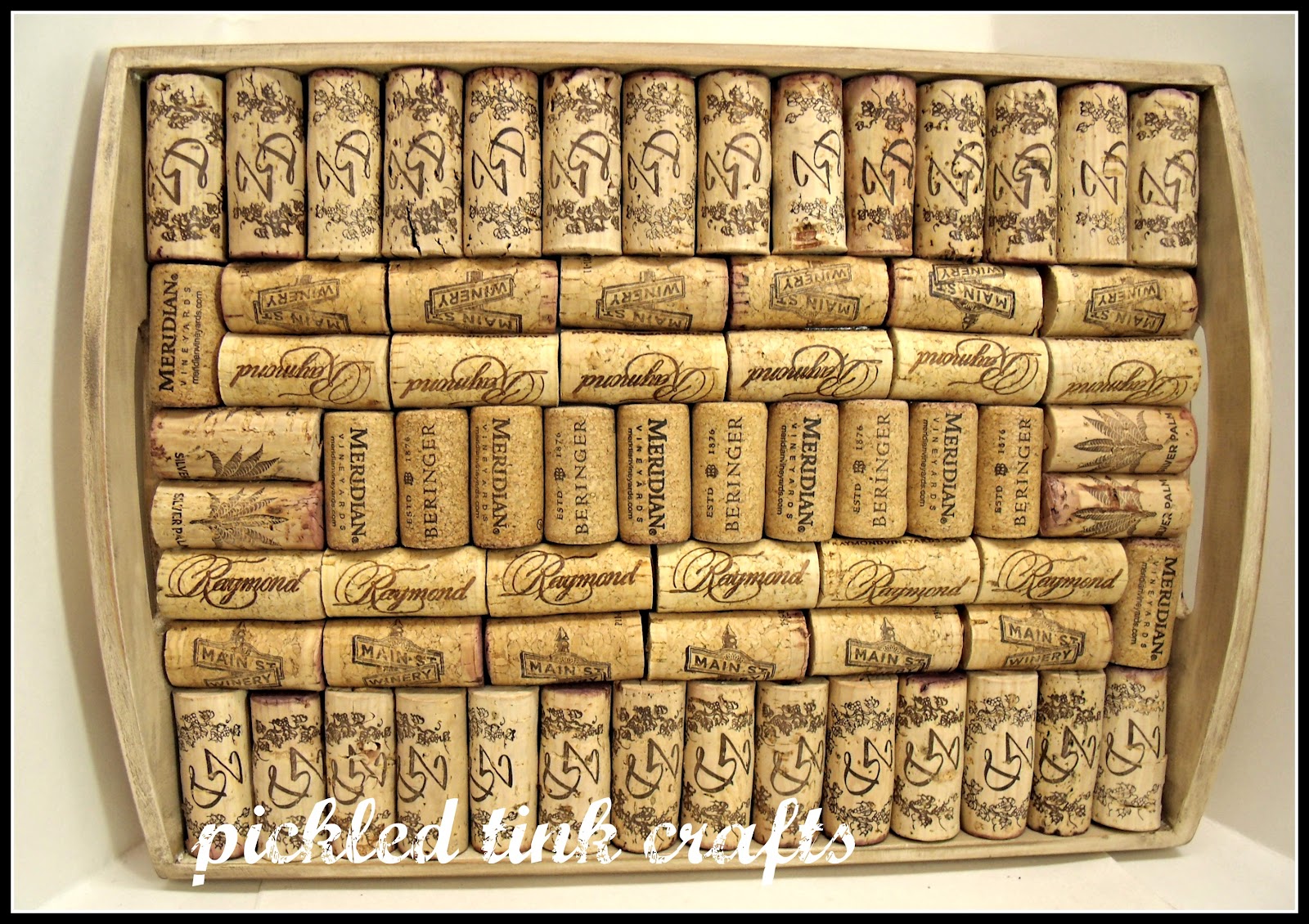 pickled tink crafts: wine cork tray pickled tink crafts: wine cork tray