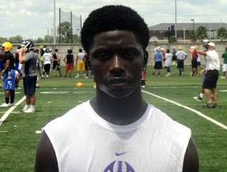 No. 1 prospect for 2017 Dylan Moses decommits from LSU. No. 1 prospect for 2017 Dylan Moses decommits from LSU.