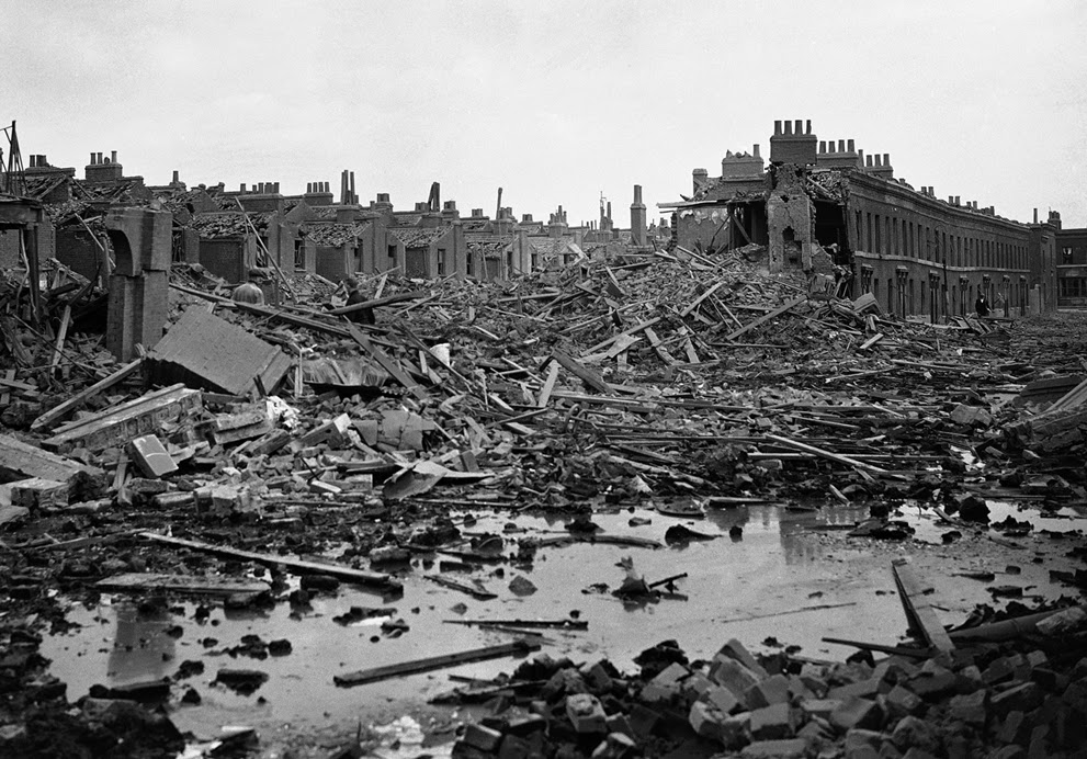 Historical Photos: WW2: London Bombing