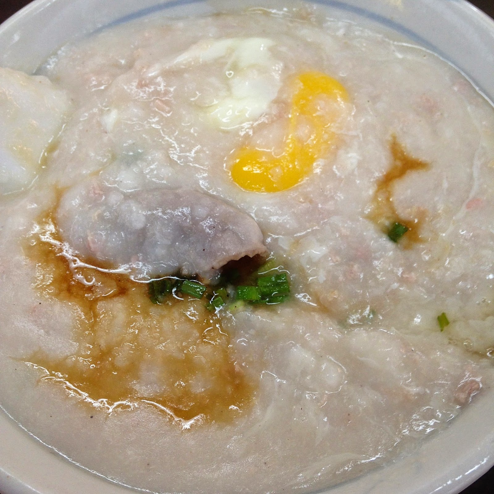 1.+Ah+Chiang+Porridge+(Toa+Payoh)+-+Mix+Pork+Porridge+with+Egg.JPG