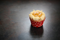 cupcakes, cake, passion fruit, passion fruit curd, passion fruit buttercream, buttercream, vanilla cupcakes, vanilla, piping, piped buttercream Vanilla cupcakes with passion fruit curd and passion fruit buttercream