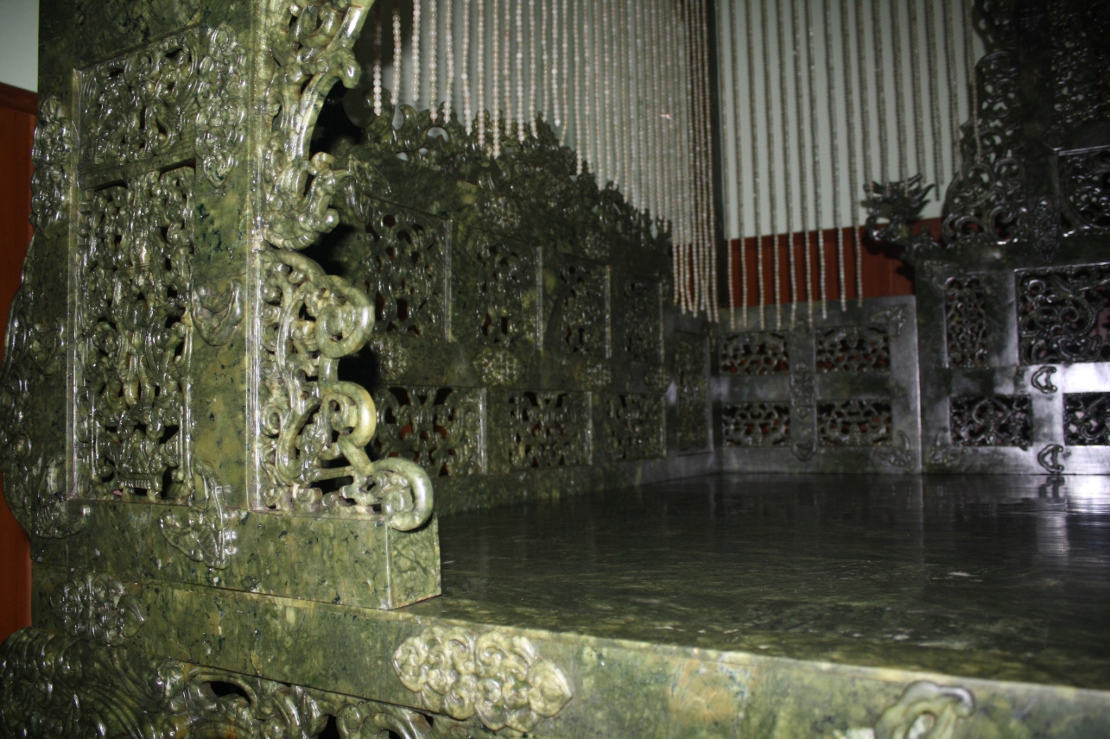 ranjang antik cina dari batu giok serpentinit barang ranjang antik cina dari batu giok serpentinit barang