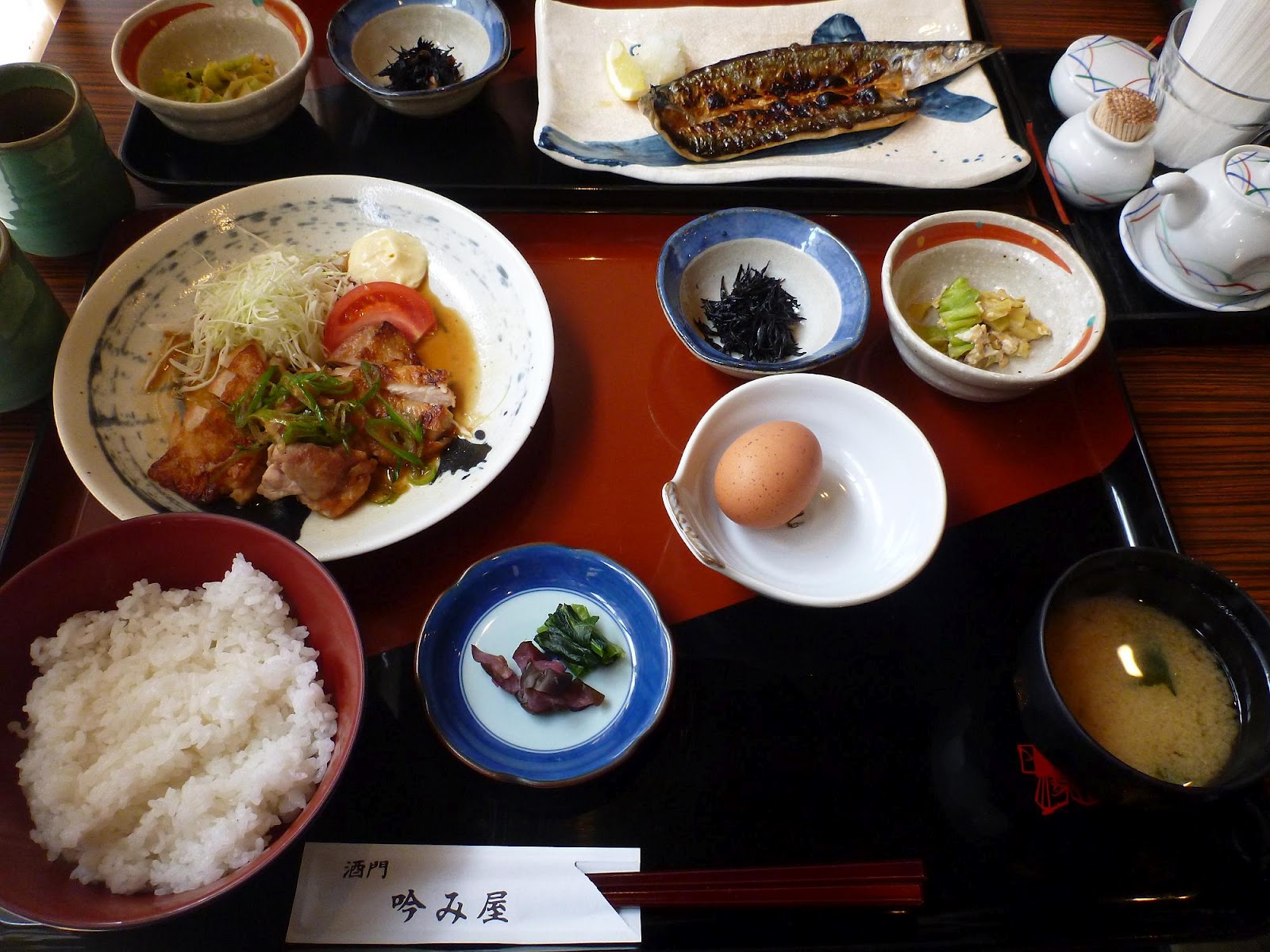 i am a lefty: eat eat eat lunch lunch lunch