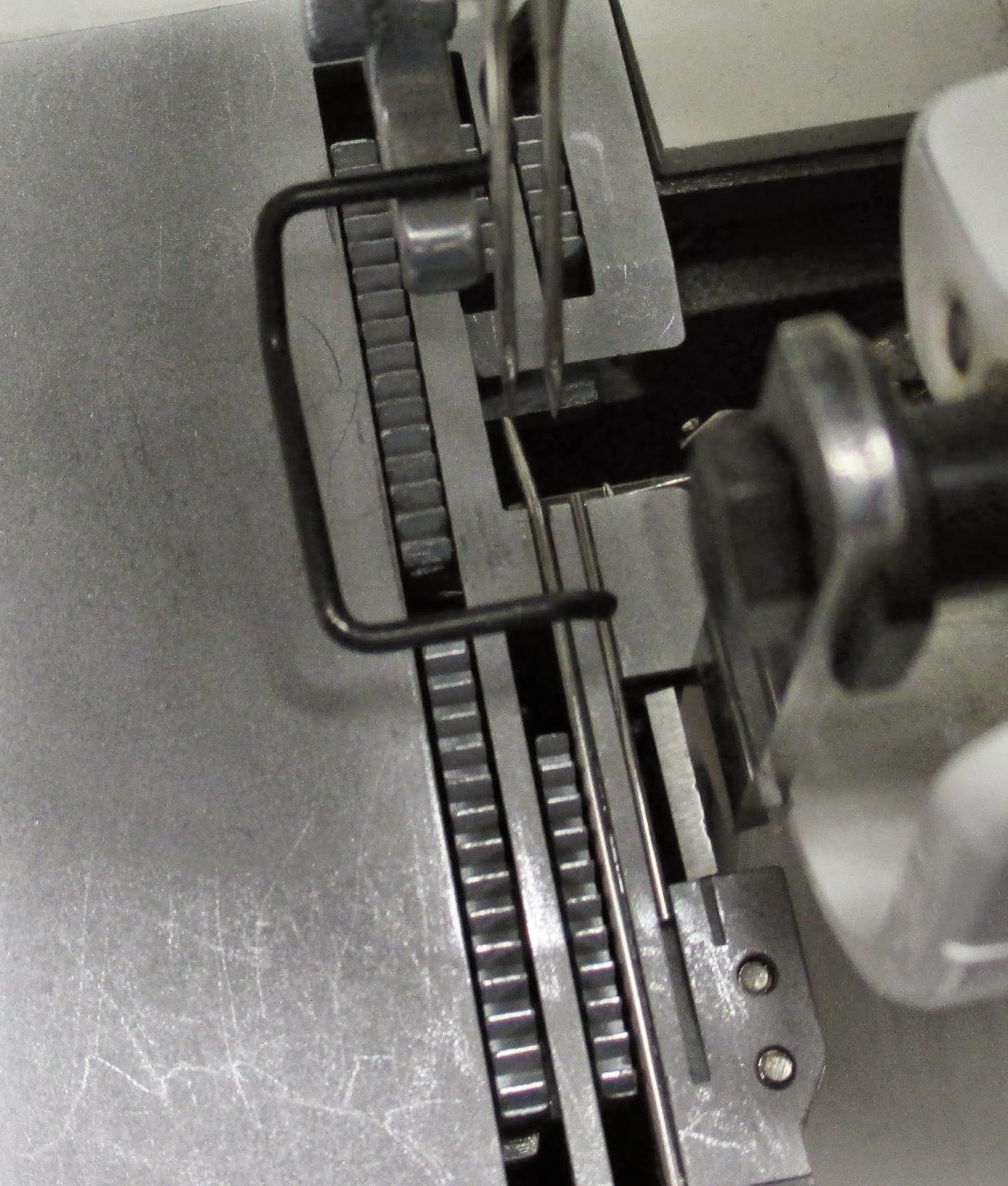 Naaimachine onderdelen, acc. Sewing Machine Safety Needle Finger Guard