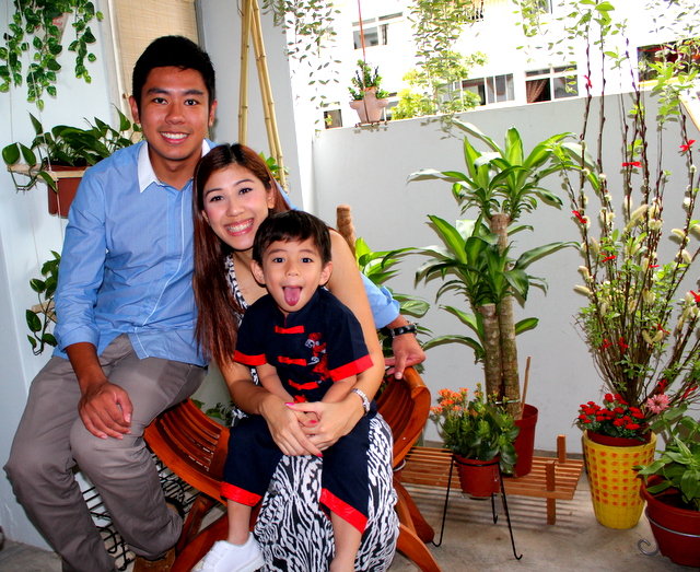 nice family photo chinese new year family photo