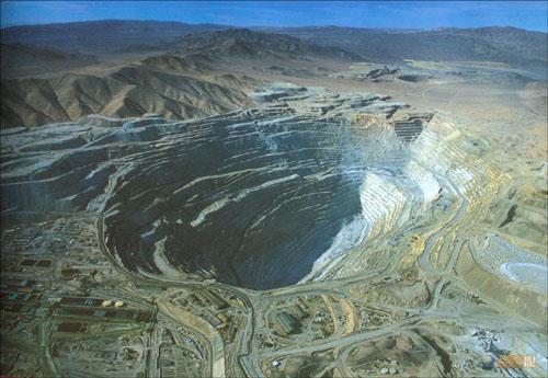 Chuquicamata_chile_hole_1