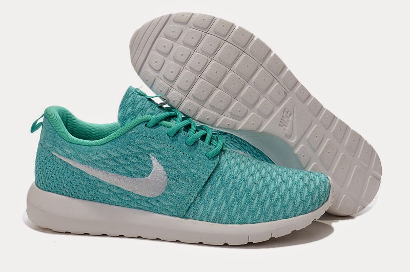 Nike Roshe Run Flyknit Women Nike Roshe Run Flyknit Women