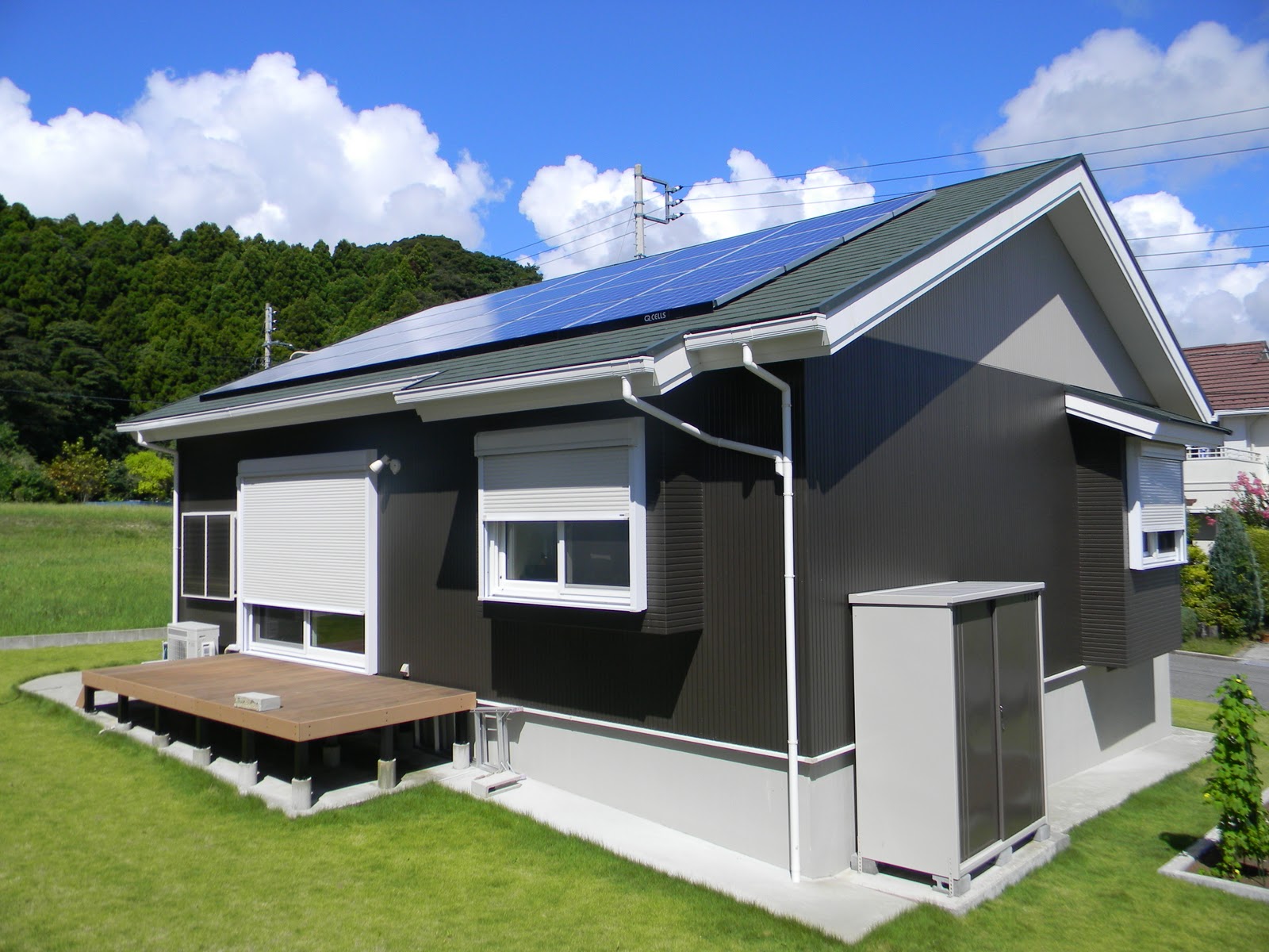 スーパーデンキのスタッフブログ Q Cells Qセルズ 太陽光発電システム4 8kw 夷隅郡御宿町