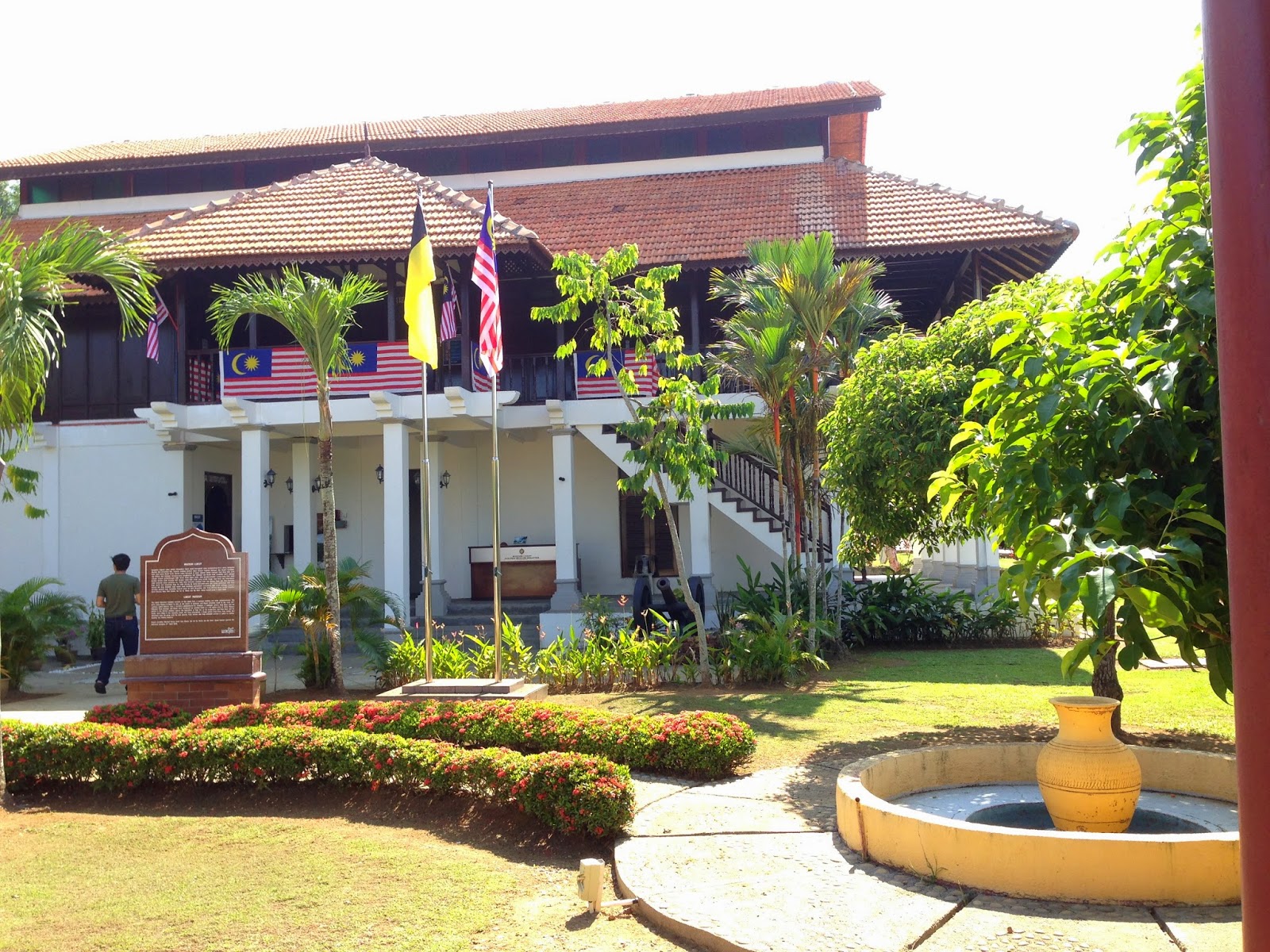 Copyright © 2014 Shea Sonia (@SheaSonia) ALL RIGHTS RESERVED Lukut Museum