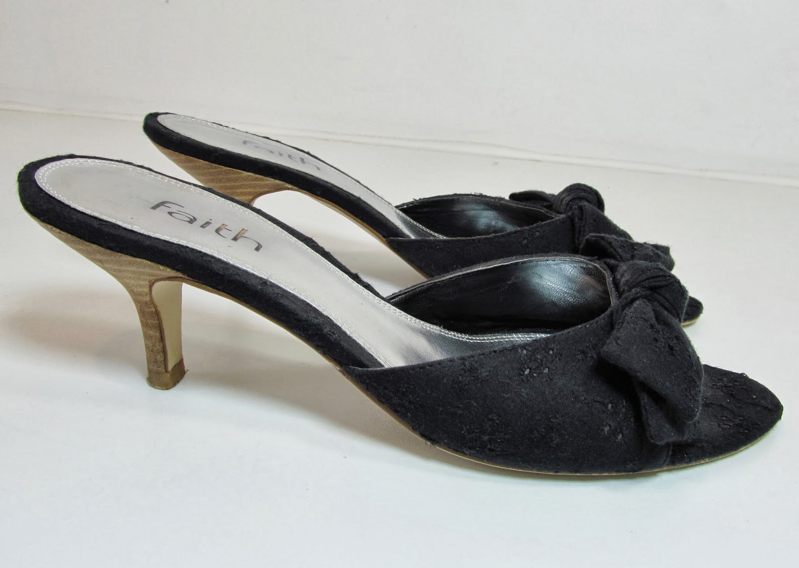 FAITH BLACK BROAD ANGLAIS BOW FRONT KITTEN HEEL MULES SHOES UK 6 EURO 39 R10940 Sangriasuzie's