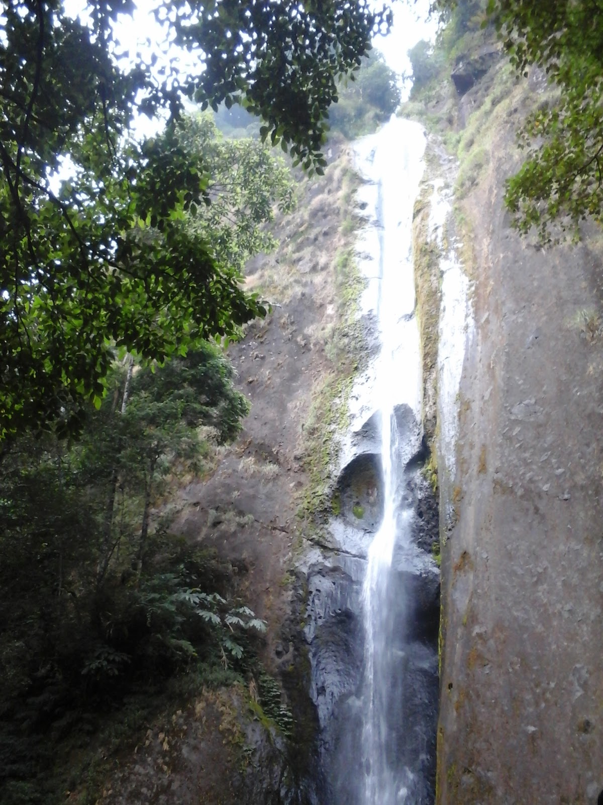 Creative Expraw: AIR TERJUN DOLO Creative Expraw: AIR TERJUN DOLO